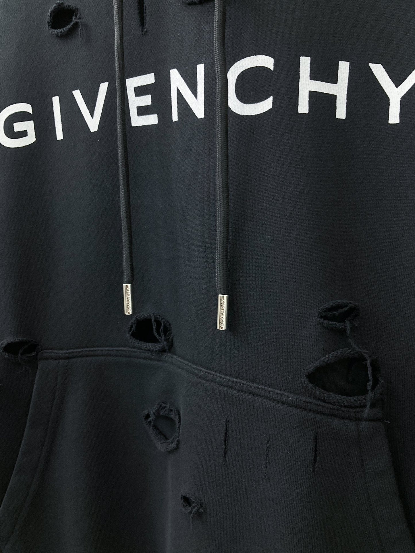 Sudadera con capucha de corte doble