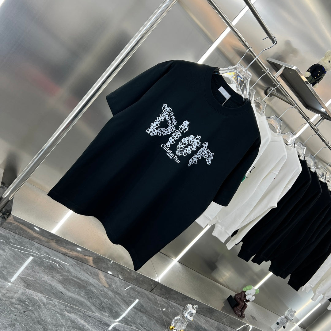 Camiseta con estampado de letras creativas
