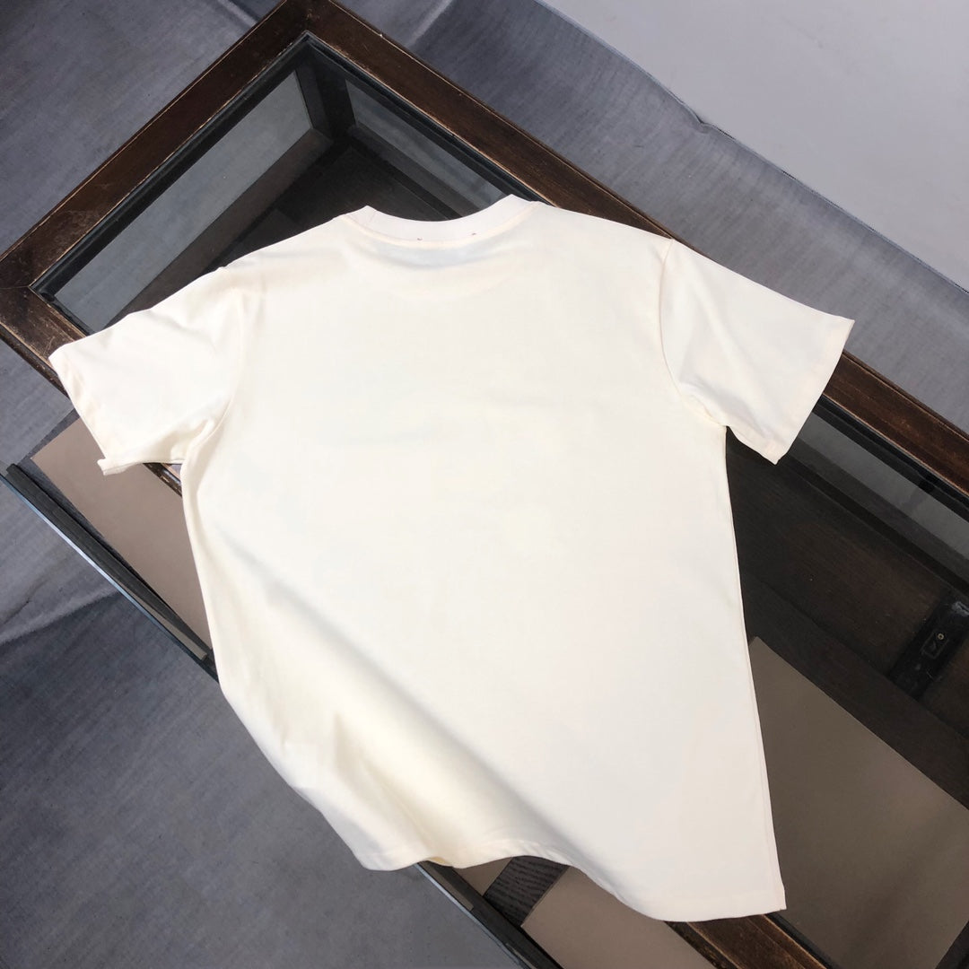 Camiseta con estampado de dibujos animados de Saturno