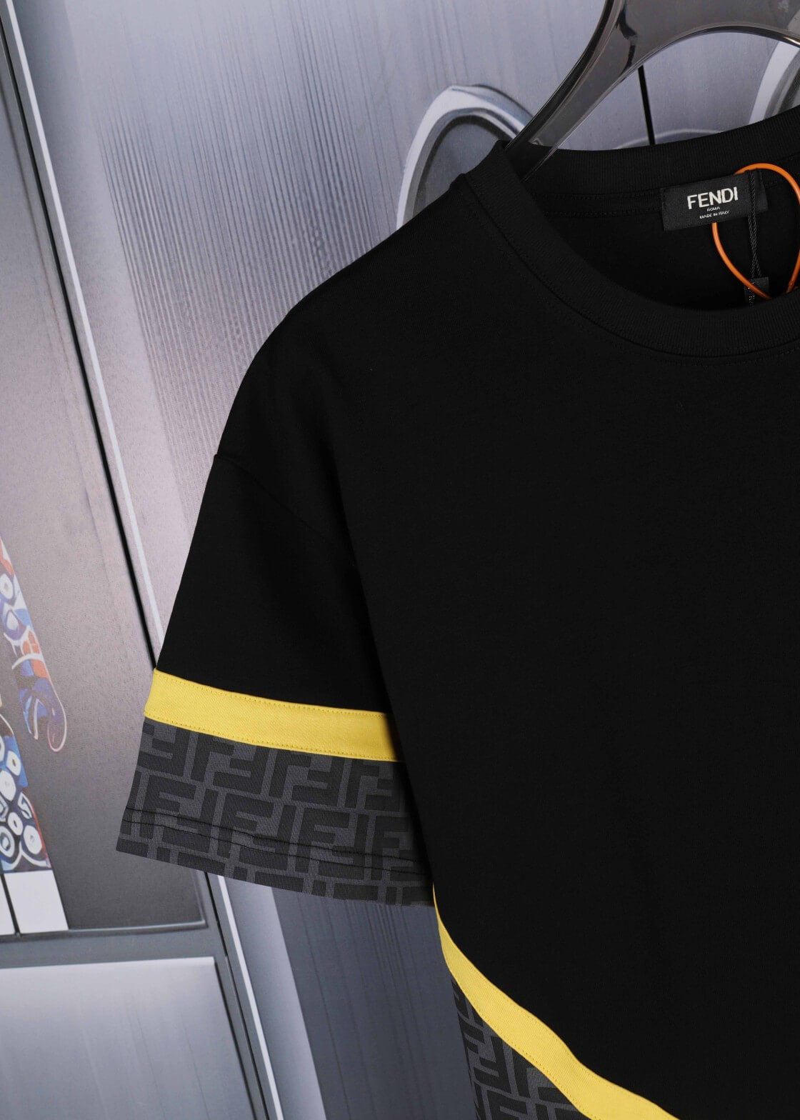T-shirt à coutures color-block