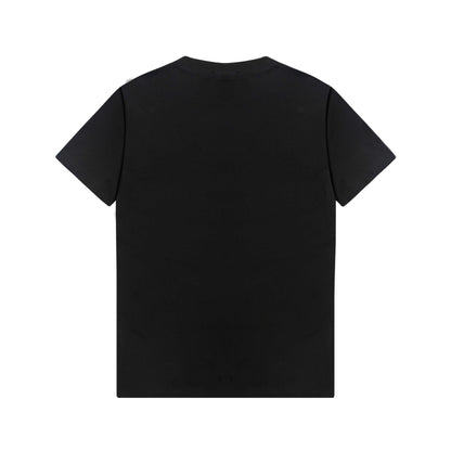 T-shirt brodé avec visage humain