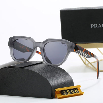 Gafas de sol Wayfarer de diseño elegante