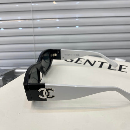 Lunettes de soleil rétro à petite monture assortie