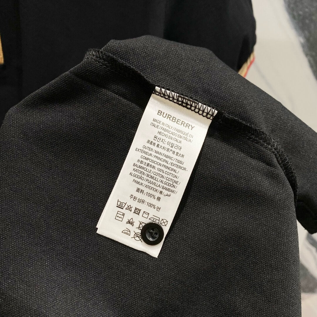 Camiseta polo con cuello a cuadros