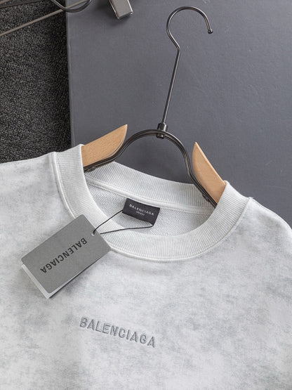 New Gradient Design Sweatshirt