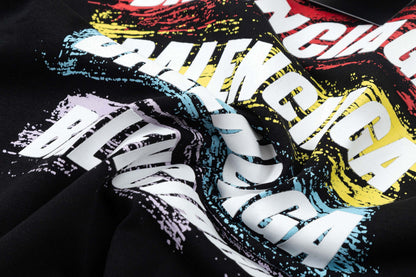 Camiseta con estampado de colores