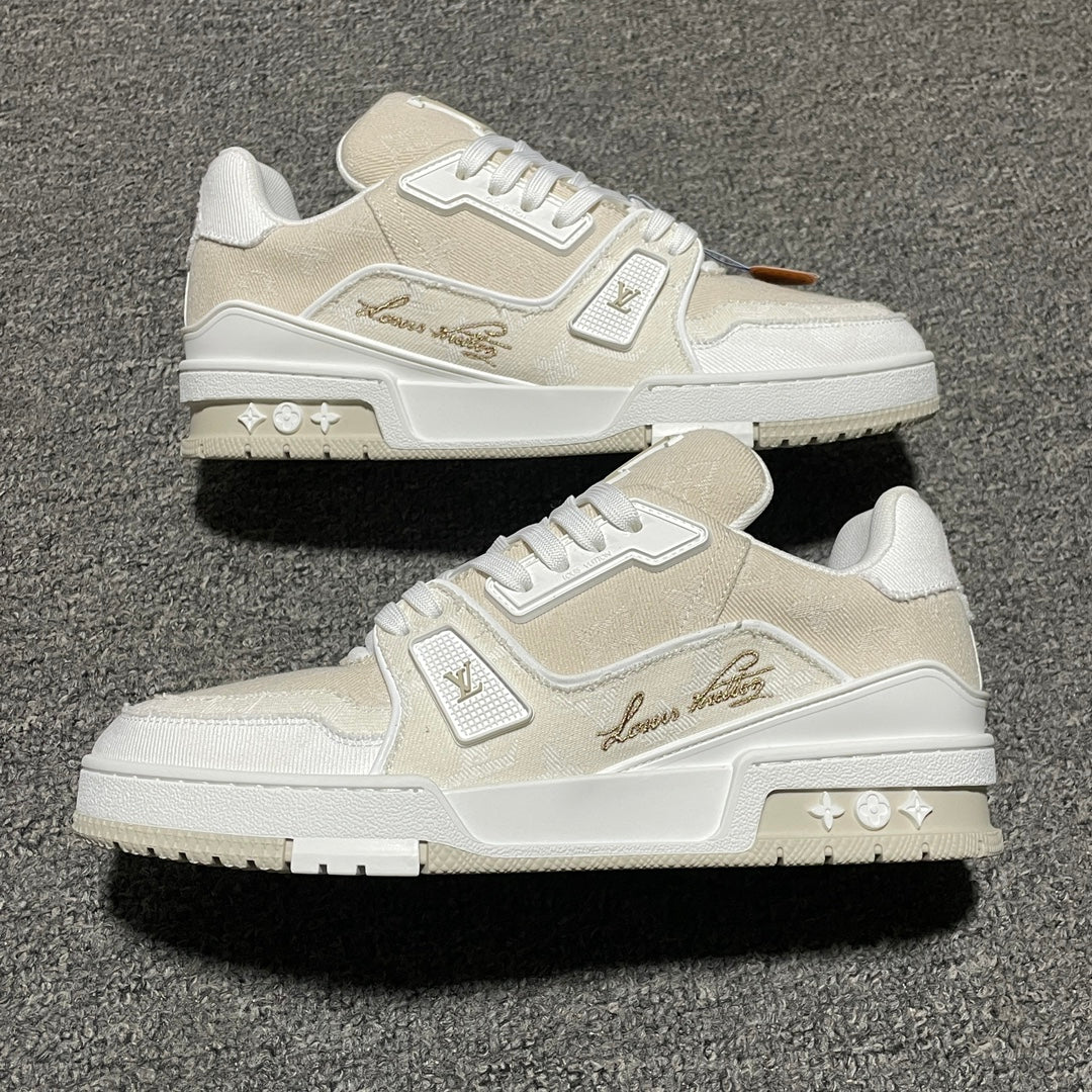 Zapatillas deportivas de nuevo diseño en color caqui