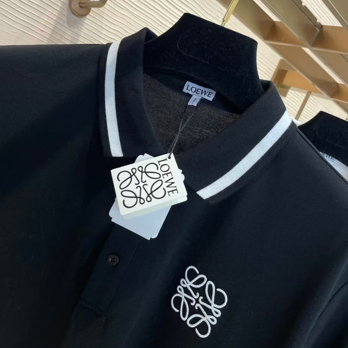 Camisa polo de manga corta con paleta de colores clásica