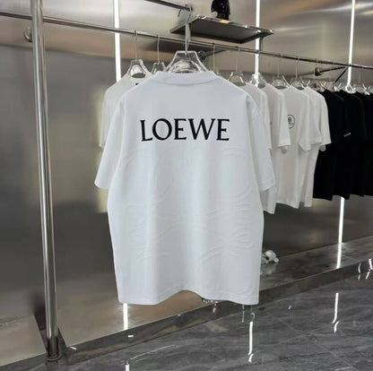 T-shirt au design unique gravé au laser