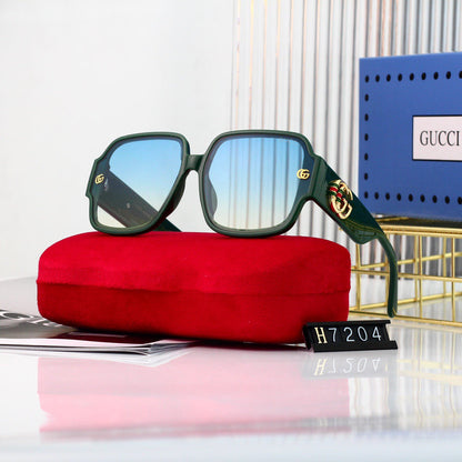 Gafas de sol de gran tamaño y montura completa de moda