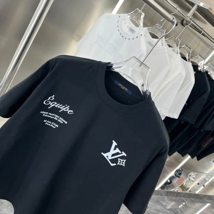 T-shirt imprimé classique et minimaliste