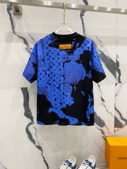Camiseta con estampado completo azul Rendering
