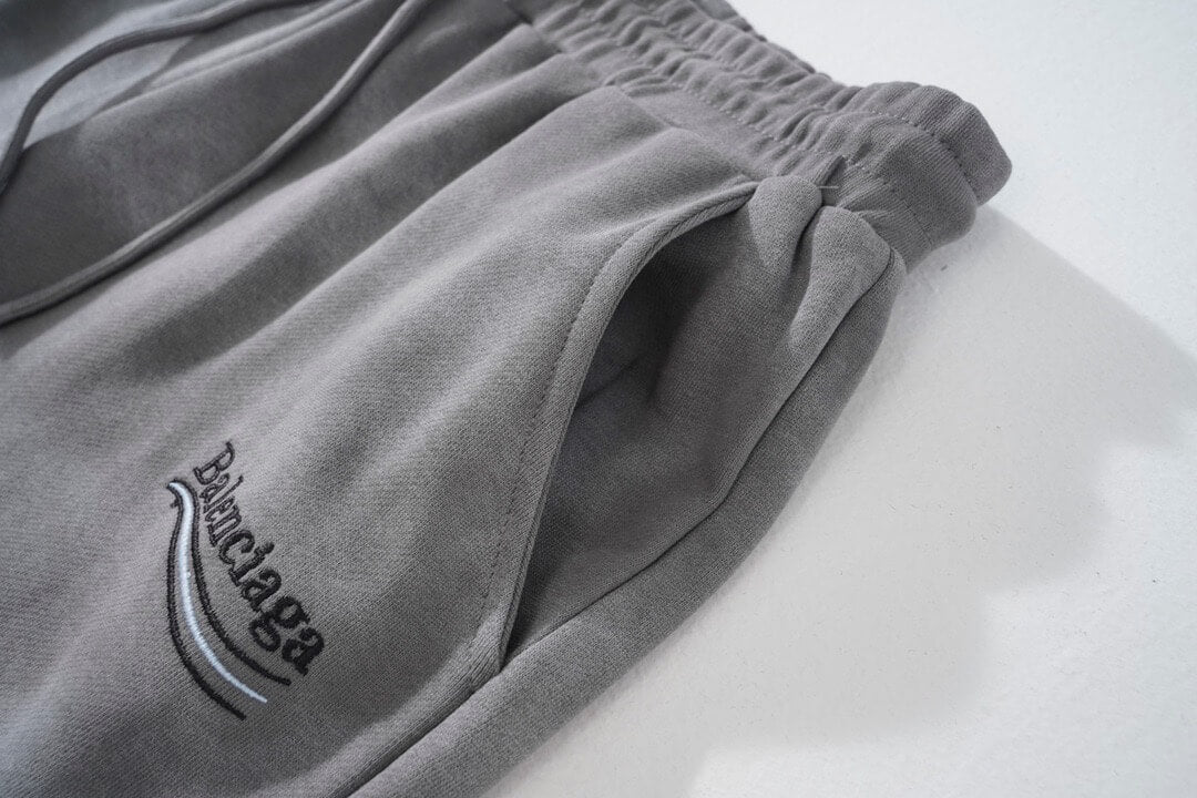 Pantalones cortos de mezclilla lavados nuevos