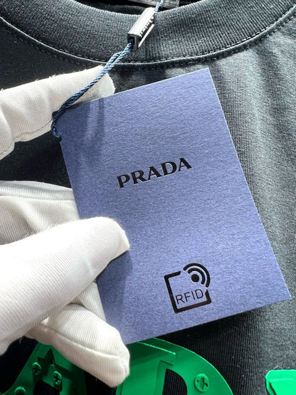 Camiseta gráfica de silicona verde