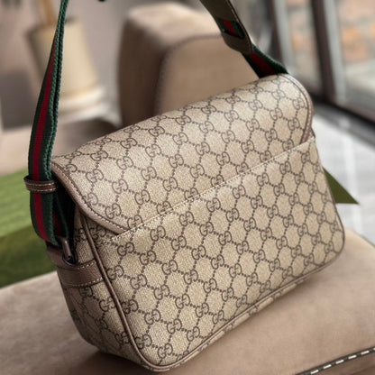 Sac à rabat à double boucle