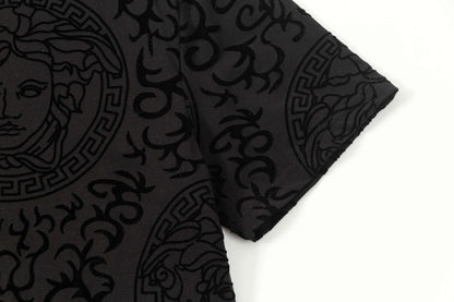 Camiseta jacquard con estampado facial completo