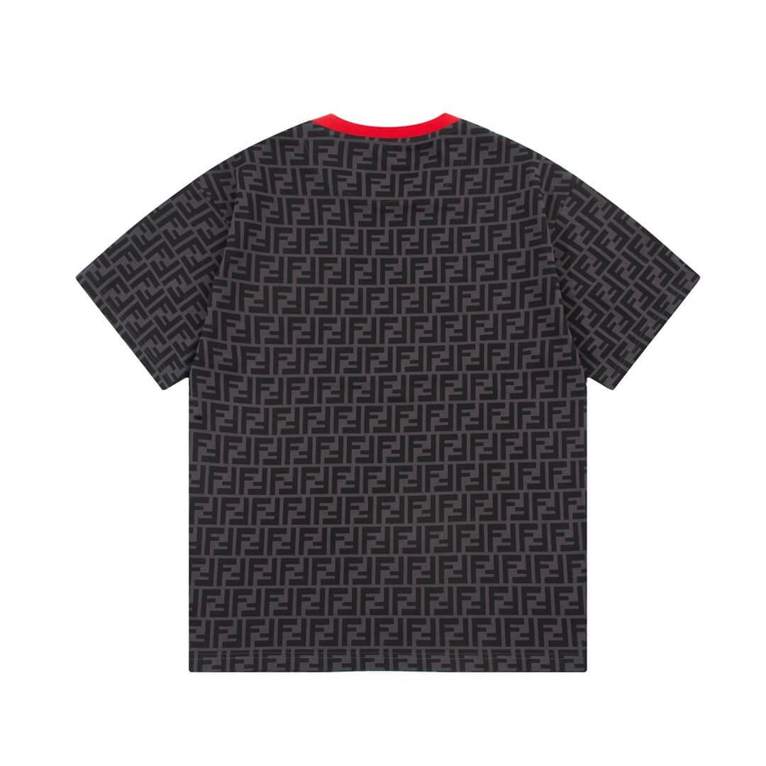T-shirt imprimé lettre « F » sur toute la surface