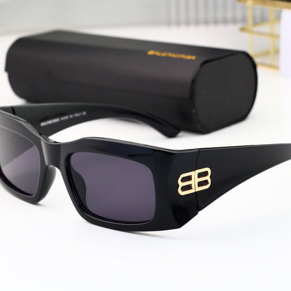Lunettes de soleil rétro enveloppantes