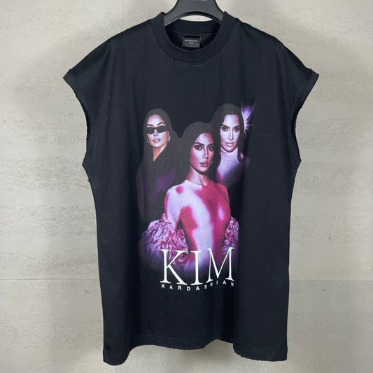 Camiseta vintage sin mangas desgastada