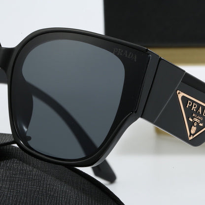 Lunettes de soleil rétro à monture épaisse