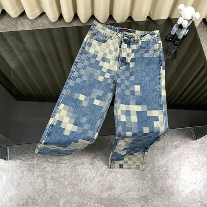 Jeans à carreaux très populaires