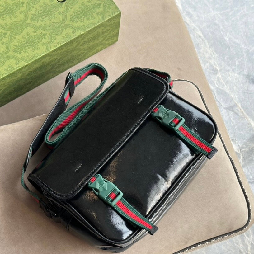 Sac à rabat à double boucle