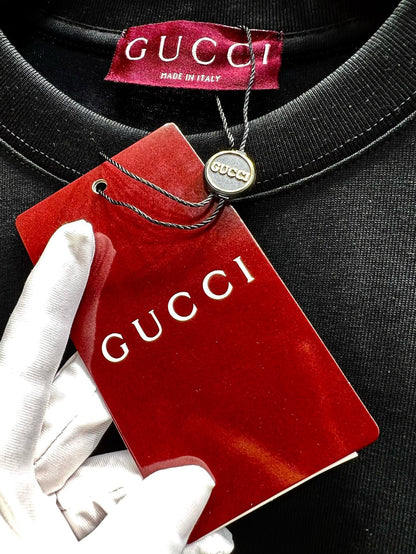 Camiseta con bordado de letras