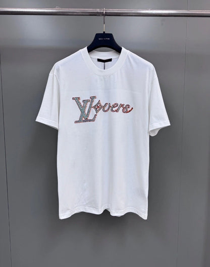T-shirt artisanal brodé à paillettes