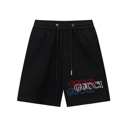 Short brodé à plusieurs lettres