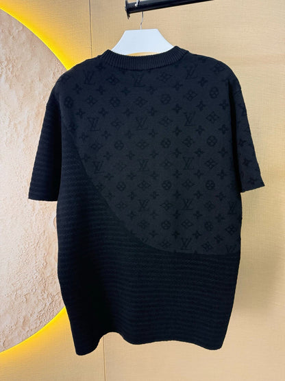 Camiseta flocada de desfile de moda