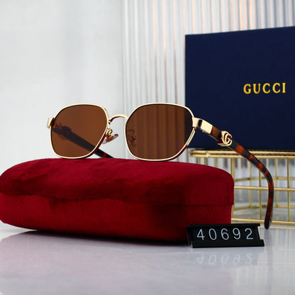 Gafas de sol vintage planas y ovaladas