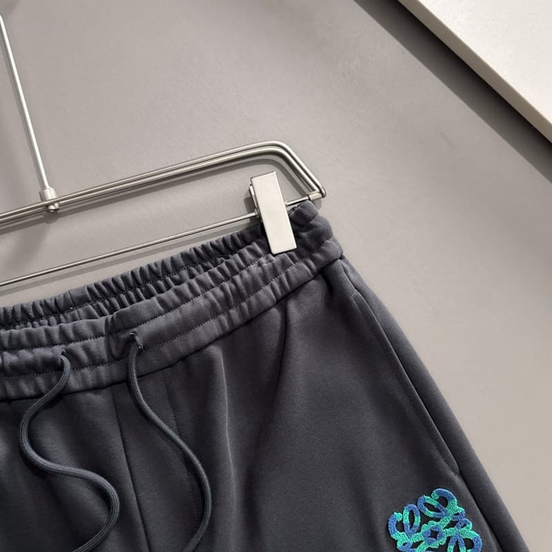 Pantalones cortos con estampado de felpa 3D