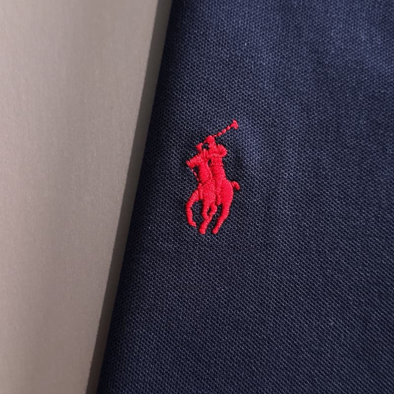 Camisa polo clásica de cuello formal