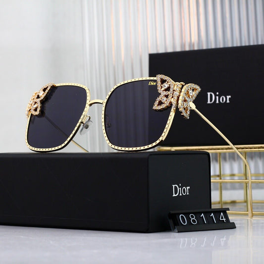 Gafas de sol de mariposa de metal de pasarela
