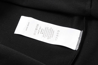 Camisa polo de rayas anudadas