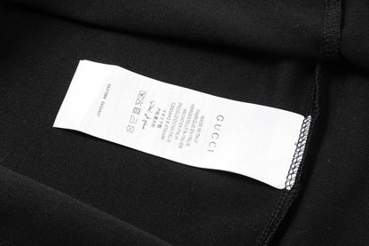 Camisa polo de rayas anudadas