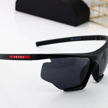 Lunettes de soleil futuristes à monture mi-longue