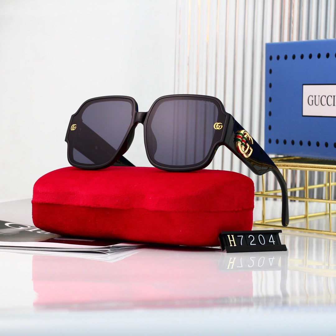 Gafas de sol de gran tamaño y montura completa de moda