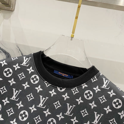 T-shirt à motif de rendu
