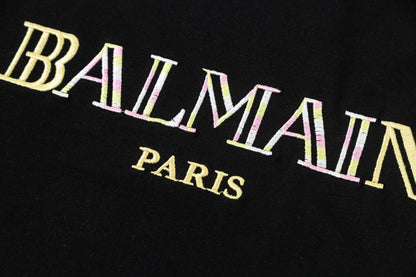 Camiseta con bordado de letras