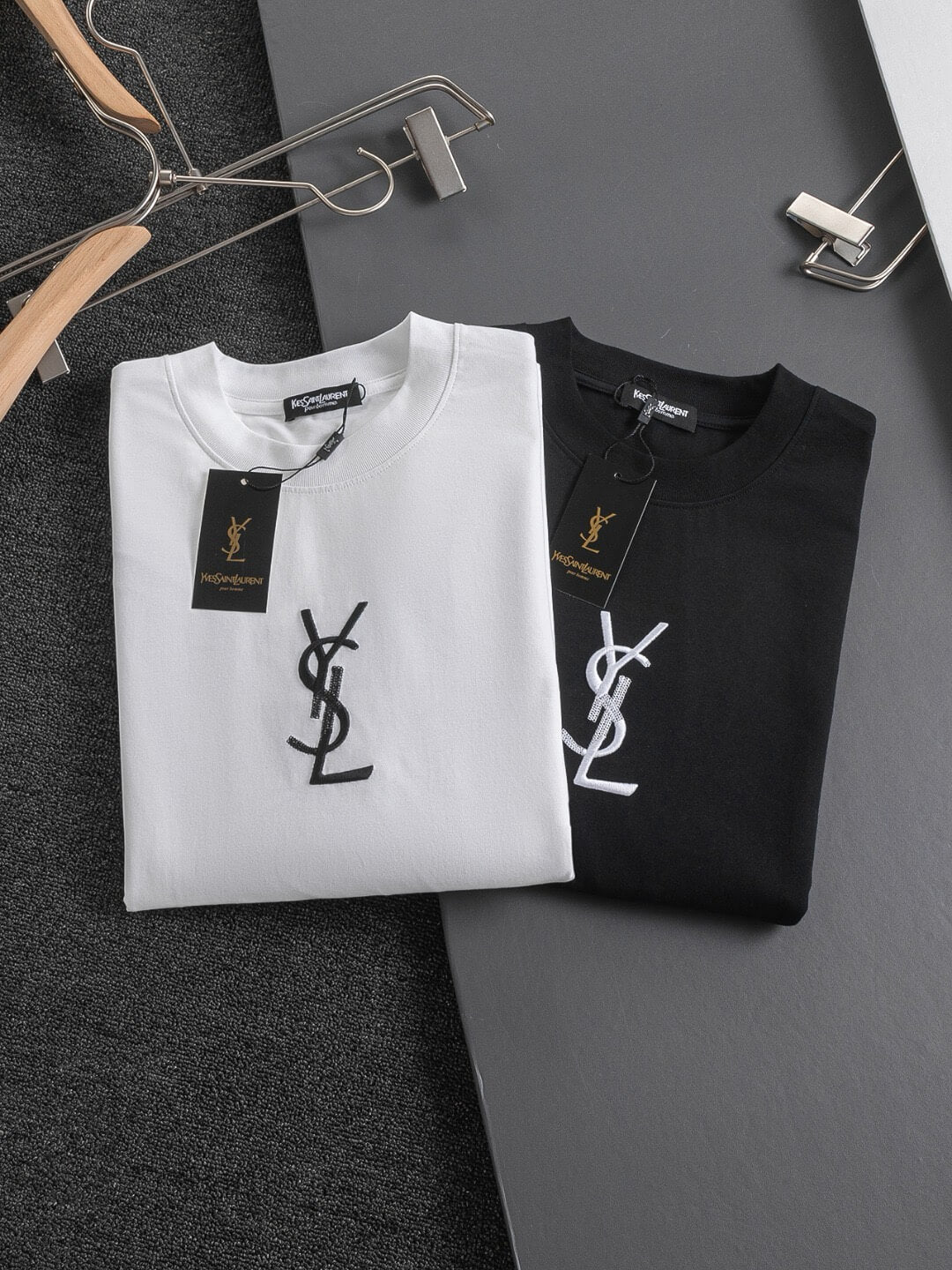 Nouveau t-shirt brodé