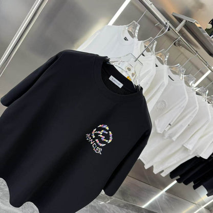 Camiseta con estampado de colores