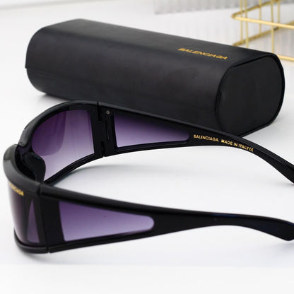 Gafas de sol curvas futuristas de montura completa