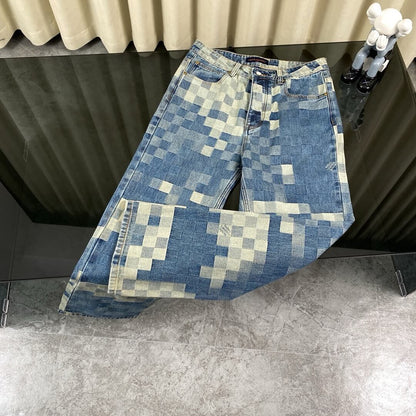 Jeans à carreaux très populaires