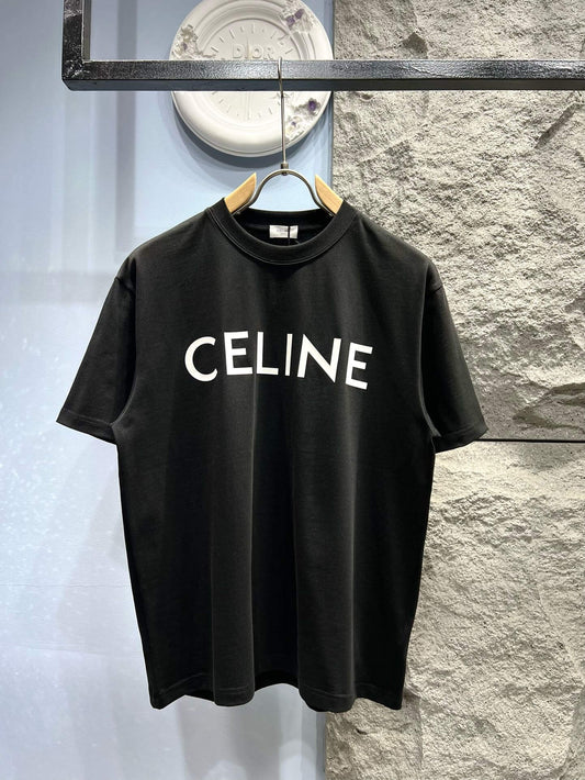 Camiseta con estampado de letras clásicas