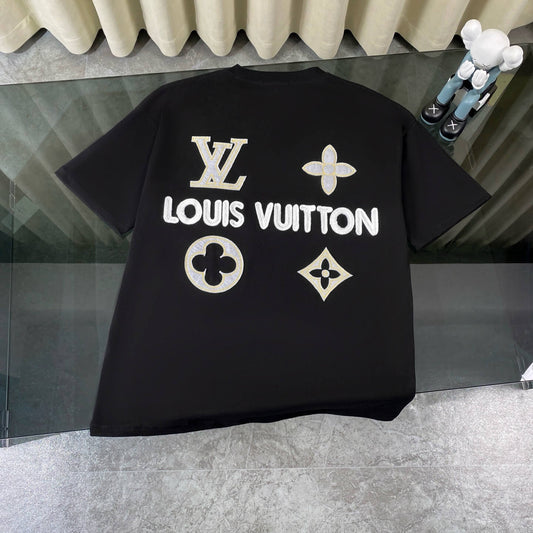 Camiseta clásica con parche de monograma