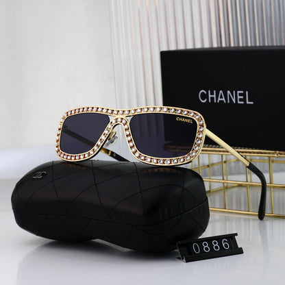 Gafas de sol modernas con visera de diamante completo
