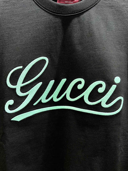 Camiseta con bordado de letras