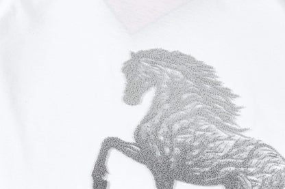 Camiseta con bordado de caballo delicado