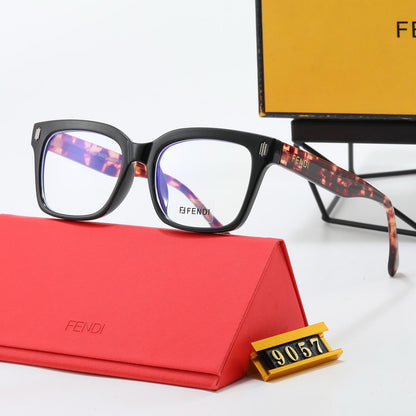 Lunettes unies à monture carrée tendance